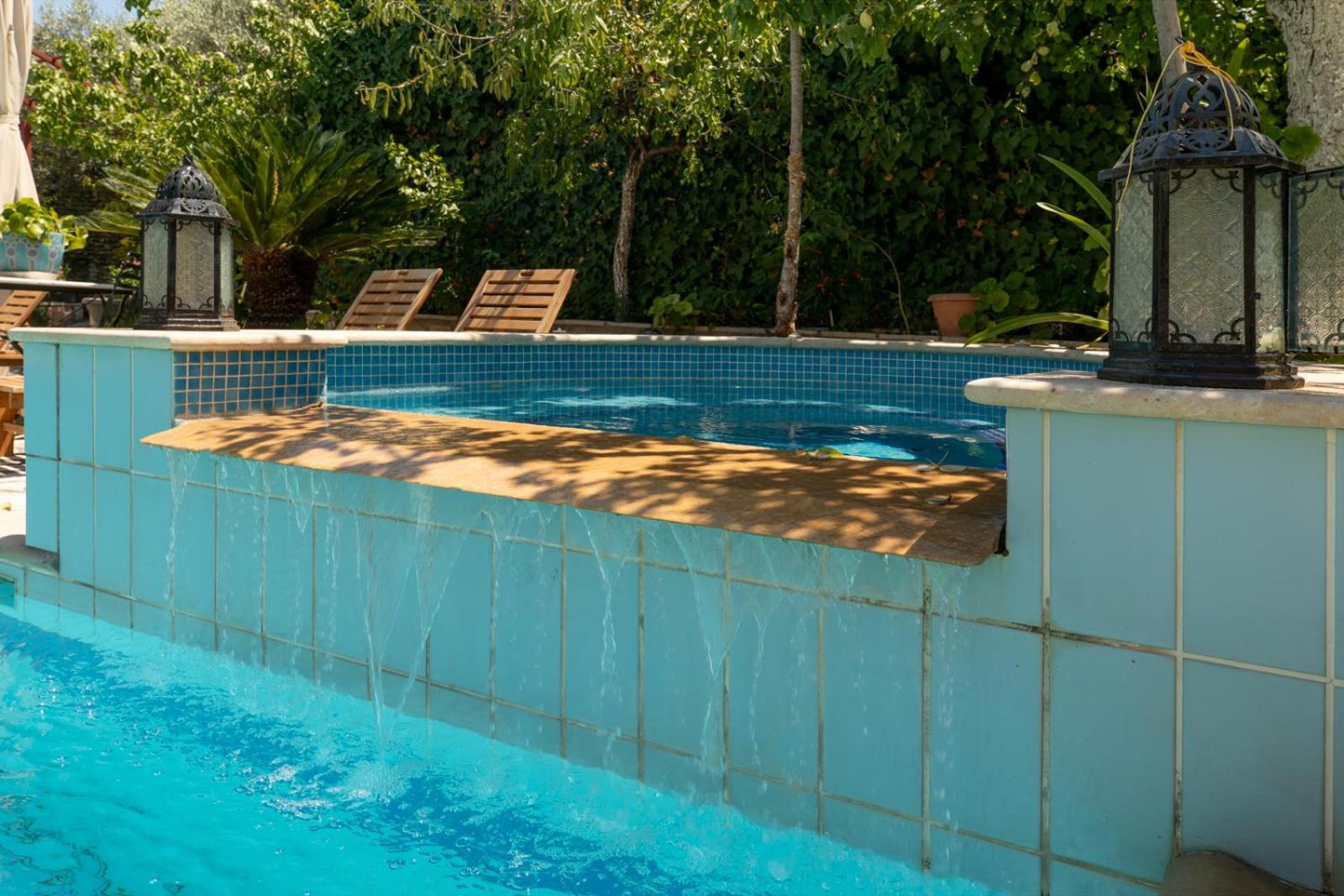 ChalkísJacuzzi Pool House Ama5690公寓 外观 照片